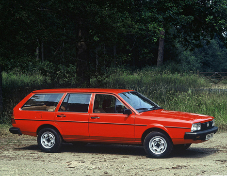 Изображение Passat Hatchback (B2)